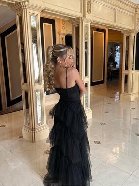 BCBGMAXAZRIA Black tulle prom/maxi dress! Size 2